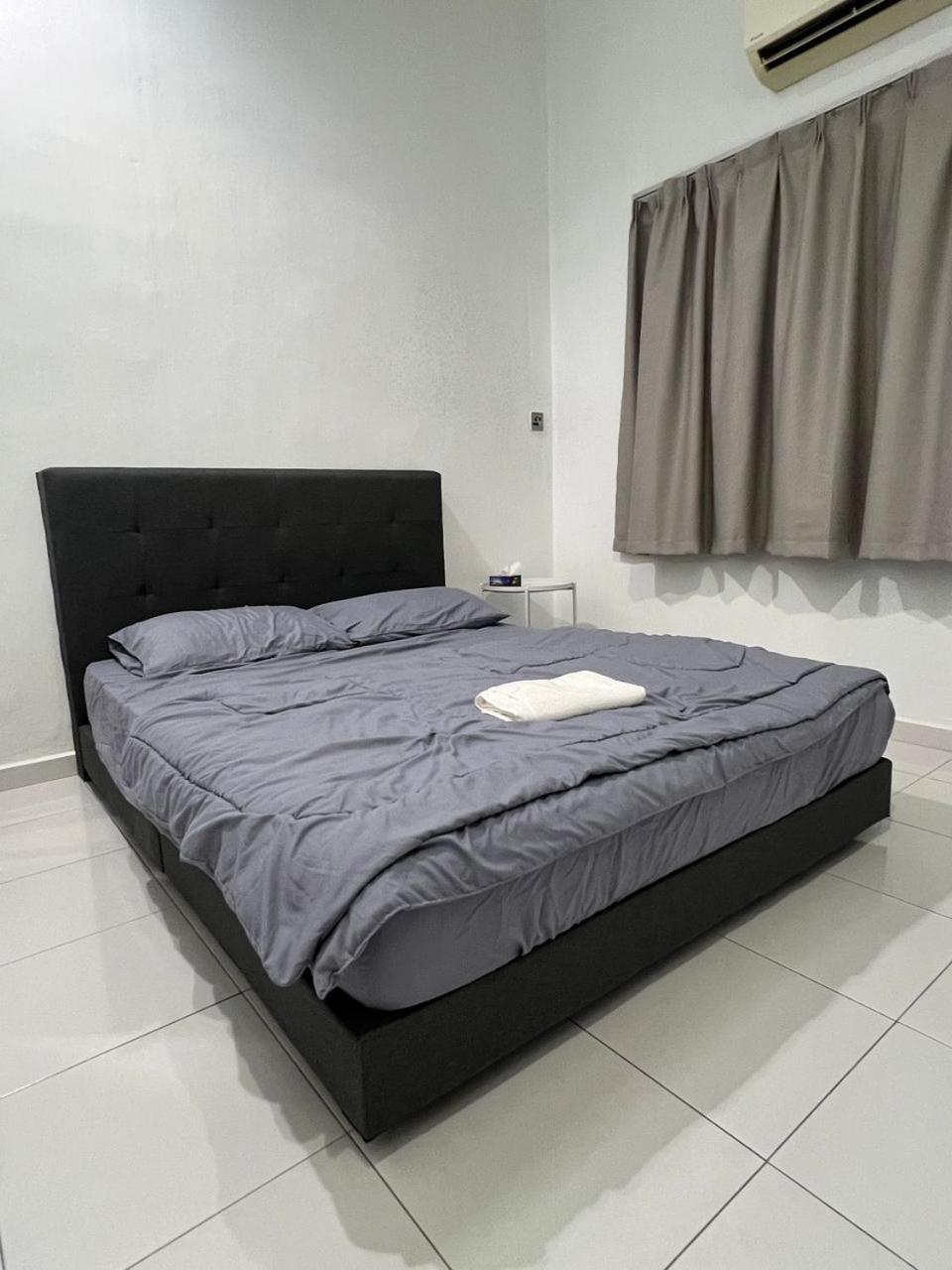 M Guest House2 Muar Luaran gambar