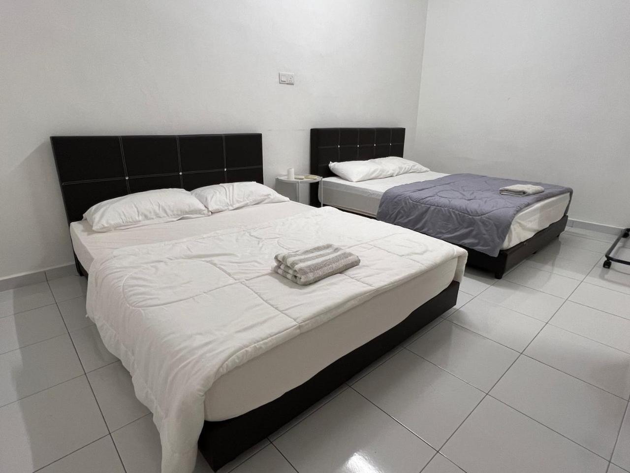 M Guest House2 Muar Luaran gambar